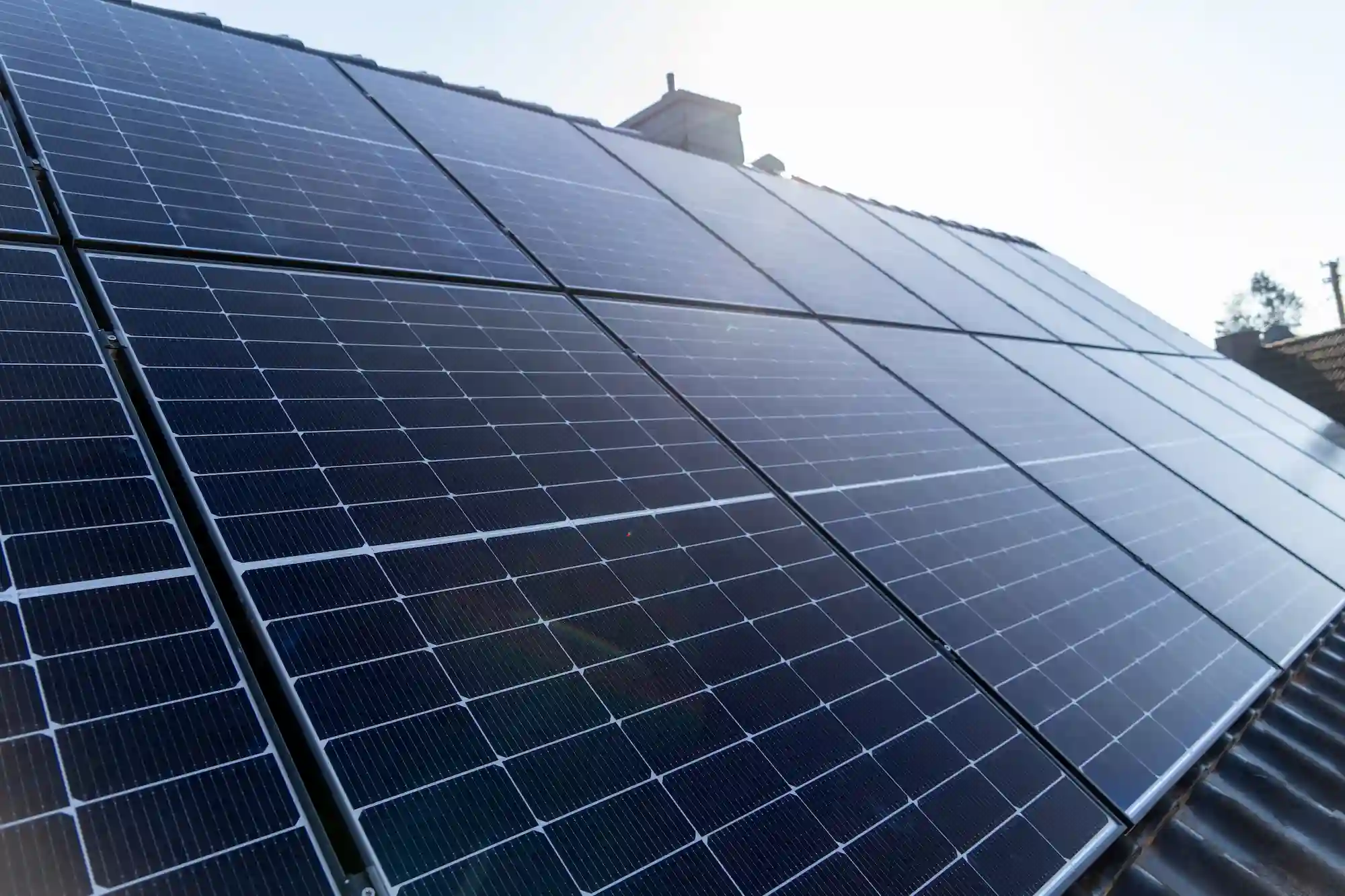 Ihre-Komplettlösung-Dachsanierung-&-Photovoltaik-Photovoltaikanlagen-für-Privathäuser-pv-pvanlage-solar-solaranalge-solarisandmore-photovoltaik