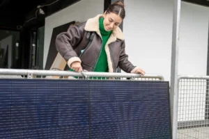 balkonkraftwerk-kaufen-installieren-montage-strom-sparen-mietwohung-mieter-onlineshop-shop-solarisierershop-solarisandmore-hennef-rhein-siegkreis-köln-kraftwerk-balkon