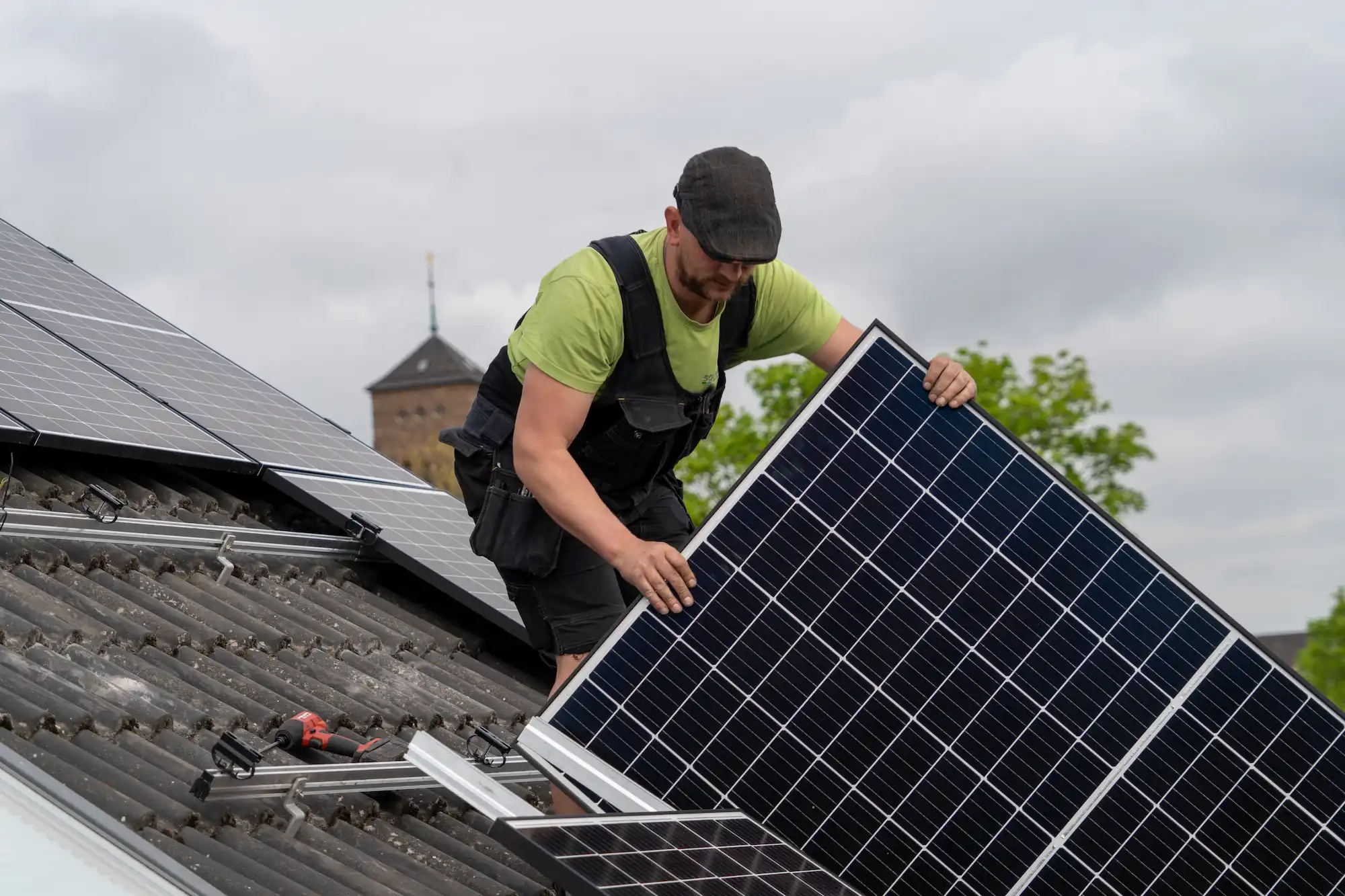 photovoltaik-photovoltaikanlage-solaranlage-balkonkraftwerk-zuschuss-finanzielle-unterstützung-stadt-bonn-zuschuss-nachhaltig-energiequelle